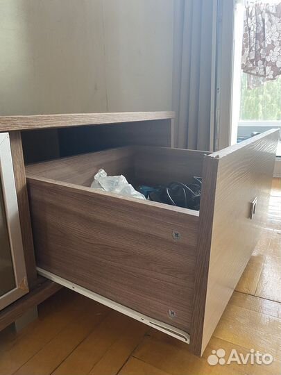 Тумба под телевизор