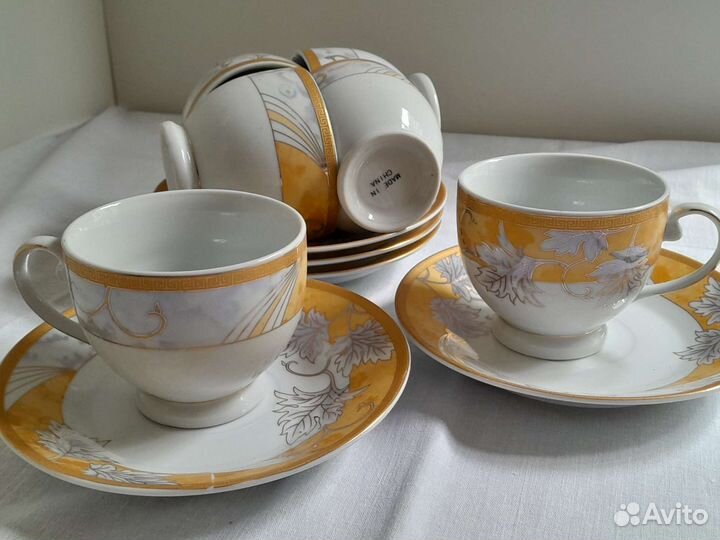 Чайник заварочный,чайные чашки