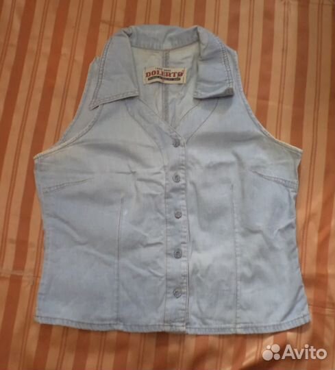 Джинсовая кофточка без рукавов