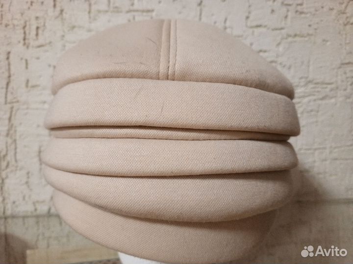 Женские берет шапки