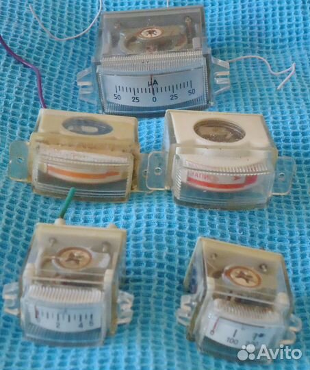 Приборы показывающие стрелочные