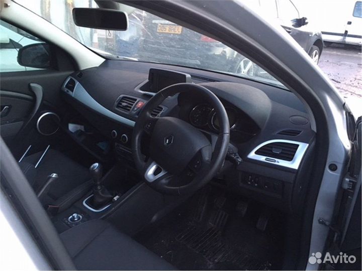 Разбор на запчасти Renault Megane 3 2009