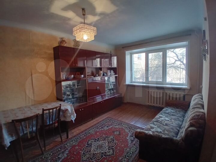 3-к. квартира, 54 м², 2/5 эт.