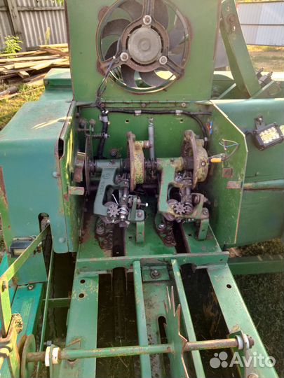 Пресс-подборщик John Deere 332 A, 1997