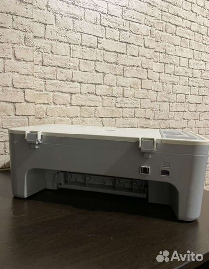Принтер HP Deskjet f4283