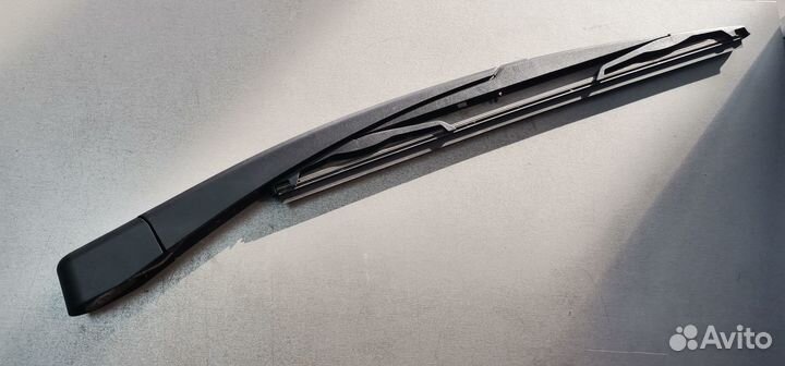 Поводок задней щётки Mazda 3 BK