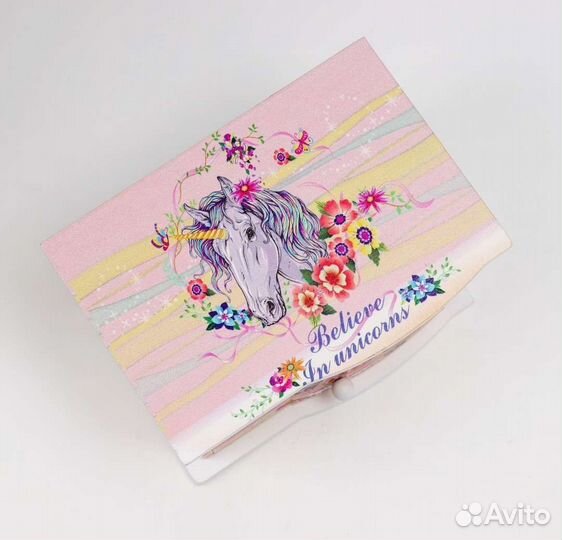 Музыкальная шкатулка из дерева