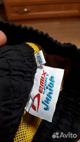 Спортивные шорты на 152см