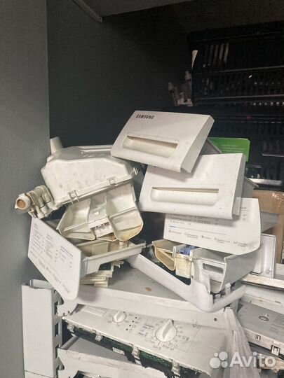 Запчасти, стир маш, порошкоприемник, бампер