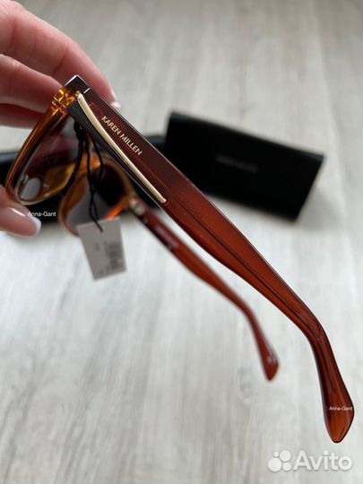 Новые солнцезащитные очки Karen Millen