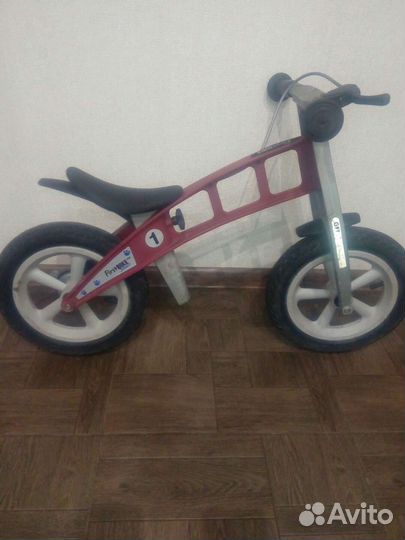 Беговел Firstbike