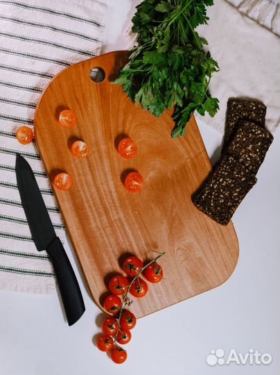 Набор разделочных деревянных досок из массива