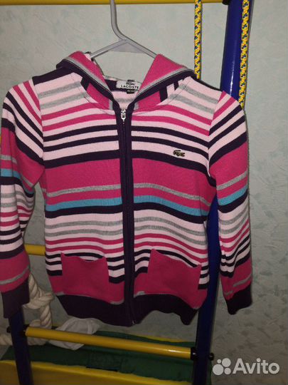 Кофта на девочку Lacoste