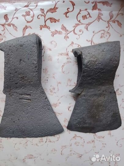 Топор старинный кованый