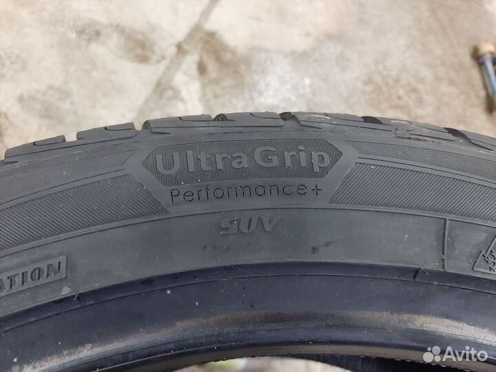 Goodyear UltraGrip Performance+ SUV 295/35 R21 107V