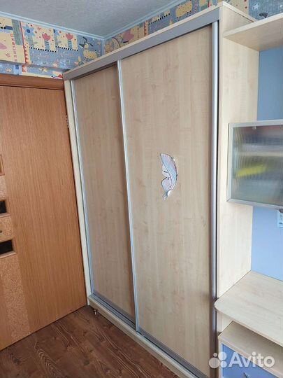 Комплект мебели в детскую б/у