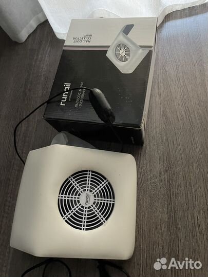 Вытяжка для маникюра и педикюра