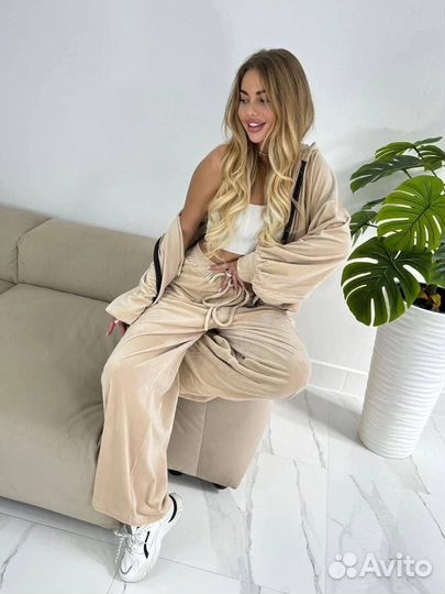 Мягкий костюм бархат