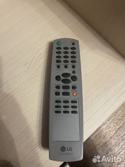 Пульт от телеви-ра LG 6710V00088Y, samsung от DVD