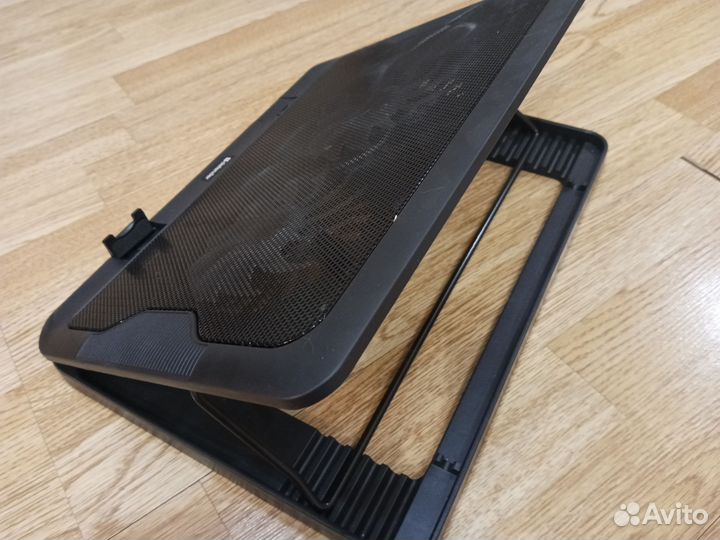 Подставка с охлаждением для ноутбука