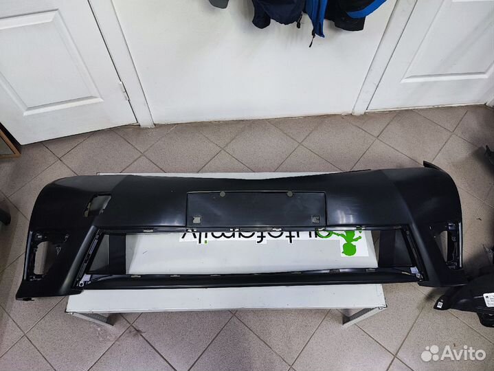 Бампер передний Corolla 14