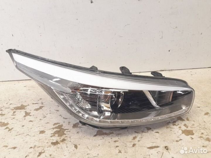 Фара правая Kia Ceed 2 2012