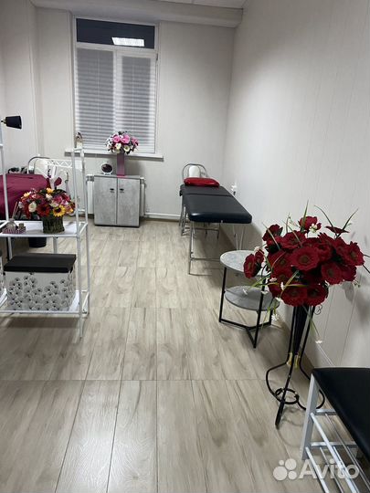 Рабочее место для мастера по наращиванию ресниц