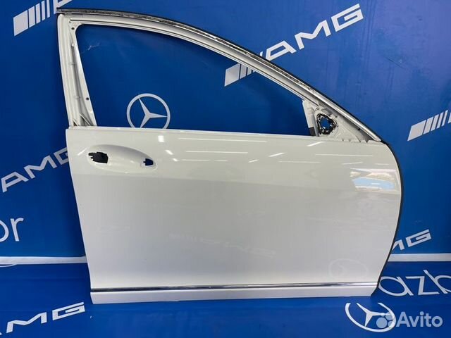 Дверь передняя правая Mercedes w221