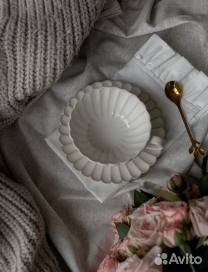 Чайная пара чашка с блюдцем