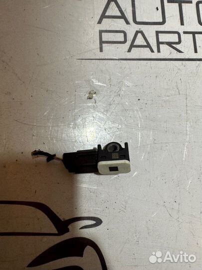 Датчик удара Ford Focus 3 CB8 1.6L ecoboost scti