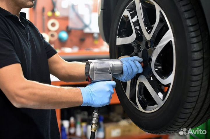 Шиномонтажник