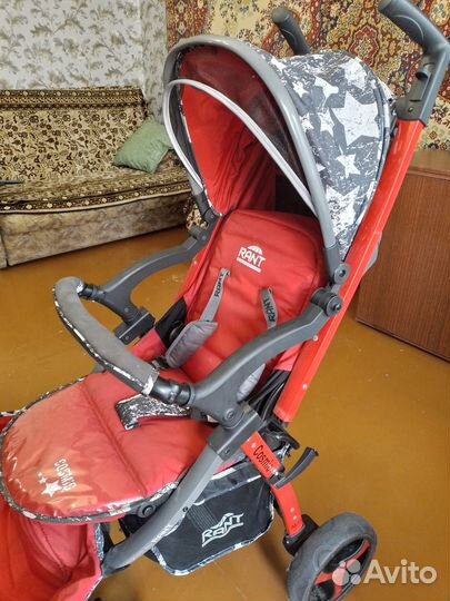 Прогулочная коляска