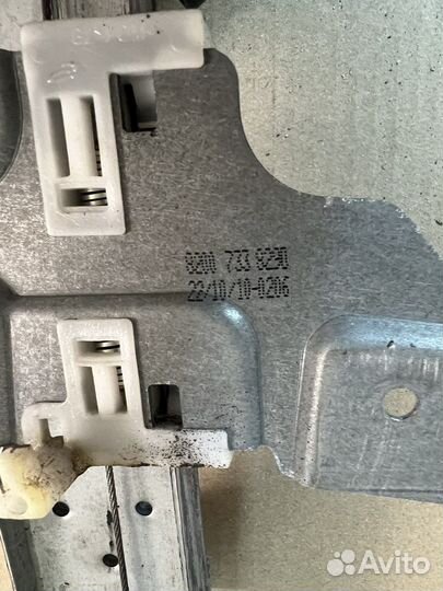 Стеклоподъемник передний левый Renault Duster