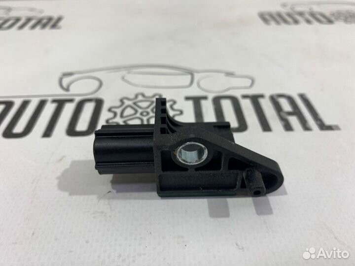 Датчик удара Volkswagen Tiguan NF cbab 2010