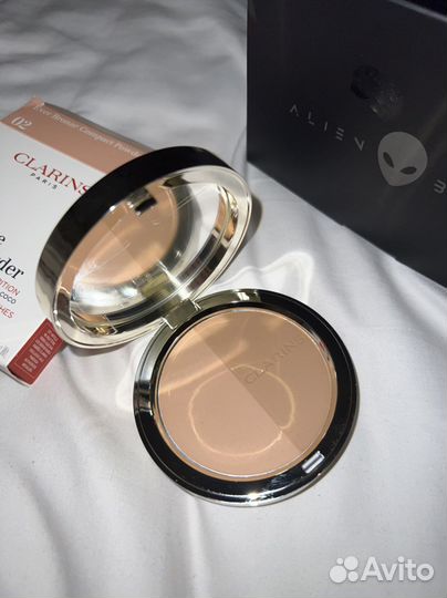 Clarins бронзер