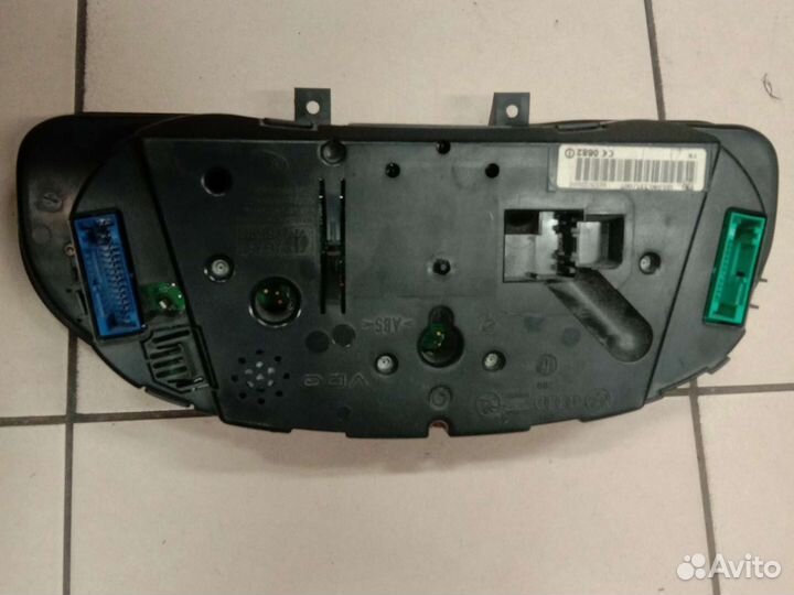 Панель приборов (щиток) passat B5+