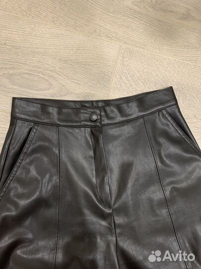 Шорты из экокожи Elis