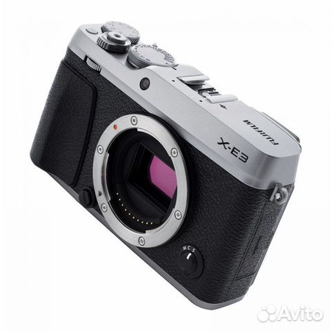 Беззеркальная камера Fujifilm X-E3 + доп. хват объявление продам
