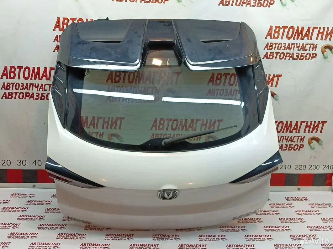 Крышка дверь багажника Чанган Уни-T Uni-T