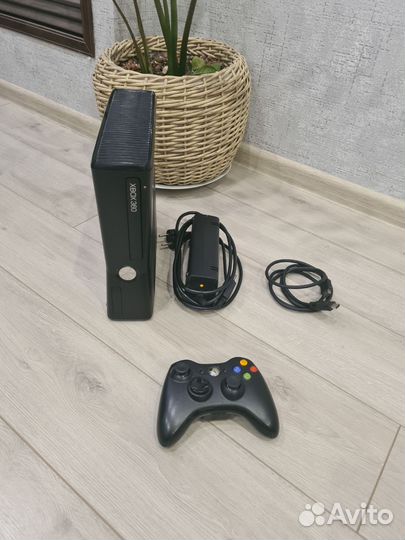 Игровая приставка