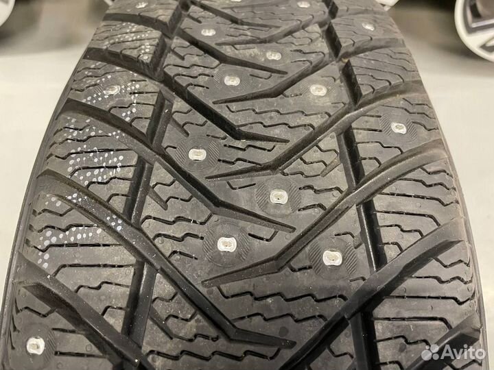 Yokohama IceGuard Stud IG65 205/60 R16 96T