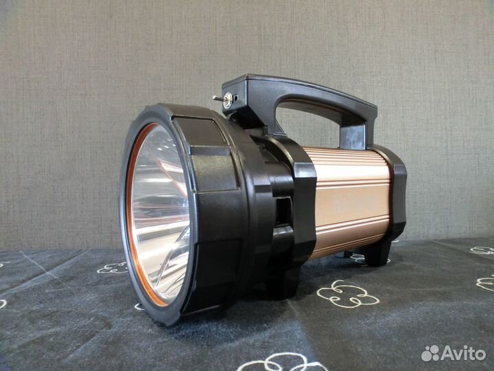 Фонарь прожектор аккумуляторный