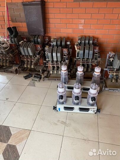 Вакуумный выключатель б.у