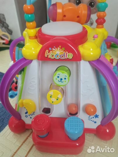 Развивающий бизиборд