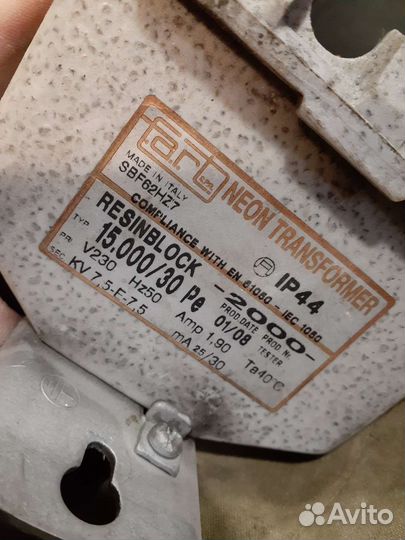 Трансформатор для неона