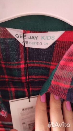 Рубашка новая на мальчика 4-5 лет