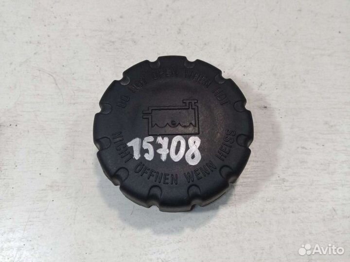 Крышка расширительного бачка Mercedes-Benz W220