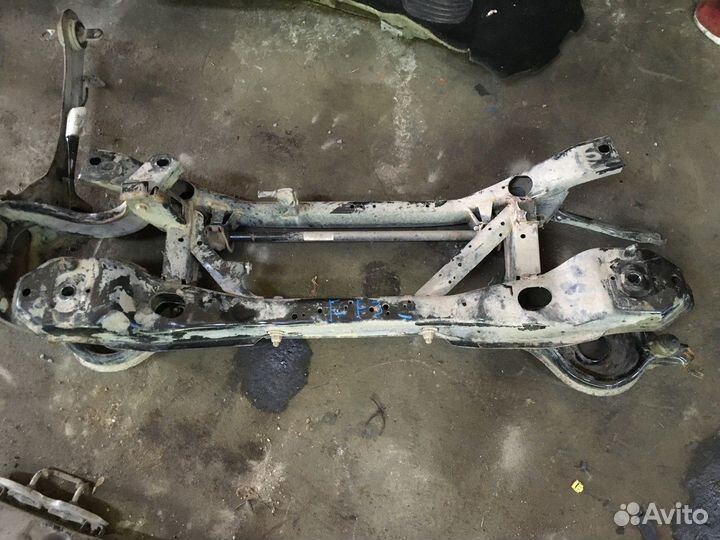 Балка задняя (подрамник) (Ford Focus)