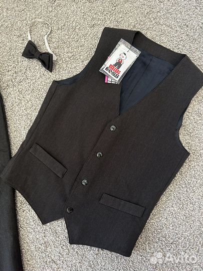 Костюм рост 140, 146