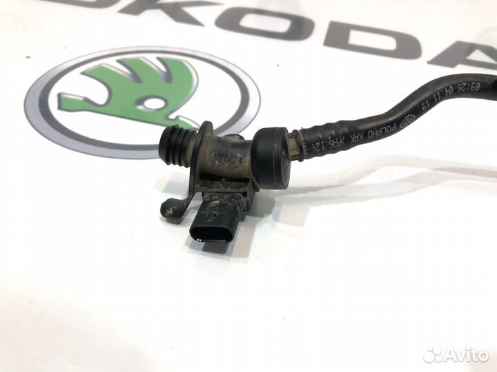 Вакуумный шланг с датчиком давления Skoda Octavia